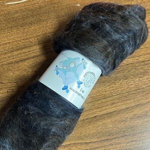 Rocket Yarn Astrobatts spinning fiber, 2 oz carded wool, brown blue